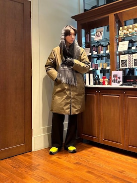 「アイテム（スリッポン）」を使った、大久保　陸人さん（メンズ・181cm）の秋コーディネート