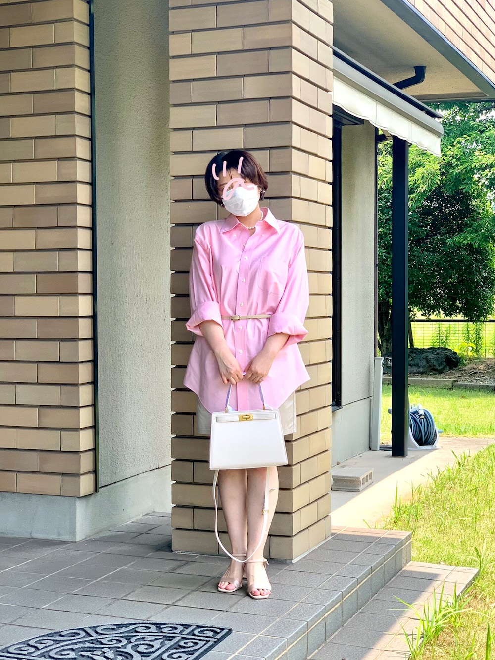 「カジュアル、シンプル、カラー×コーデ、ピンク、大人カジュアル、ピンクコーデ、ビッグシルエット、シャツスタイル、シャツ、古着、古着MIX、ハーフパンツ、夏、初夏コーデ、パールネックレス」｜「SHEINのアイテム（バッグ、ホワイト系）」を使った、🌜うししの🌛さん（レディース・157cm）の夏コーディネートの1枚目の写真