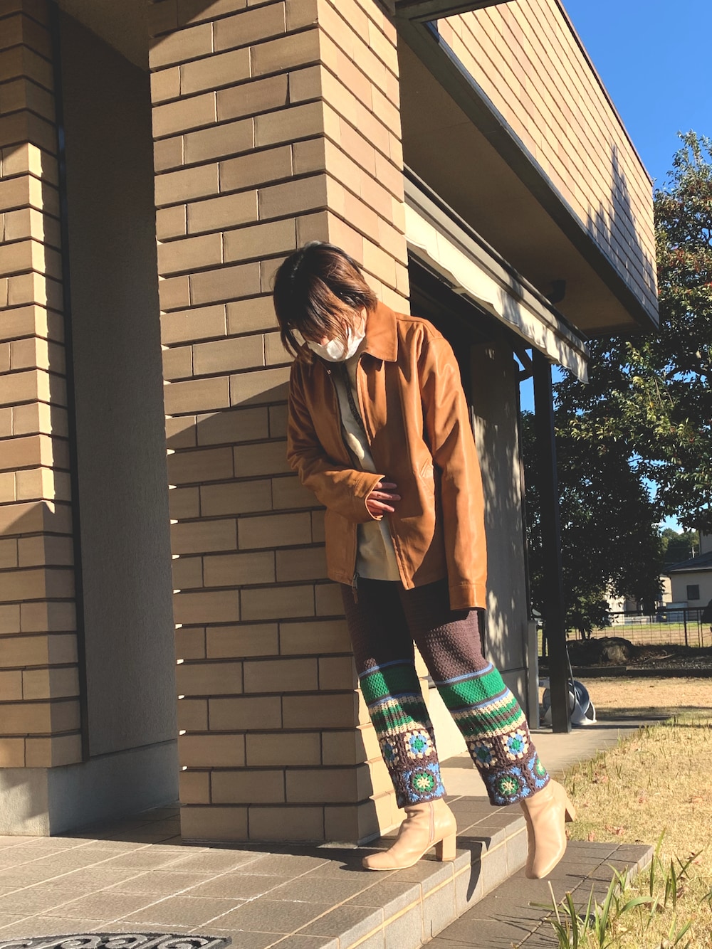 「おしゃれさんと繋がりたい、ブラウン、ブラウンコーデ、クロシェ、クロシェ編み、レザージャケット、革ジャン、ワイドパンツ、メンズライク、ブーツ、オーバーサイズ」｜「POLO RALPH LAURENのアイテム（ジャケット/アウター、ブラウン系）」を使った、🌜うししの🌛さん（レディース・157cm）の春コーディネートの1枚目の写真