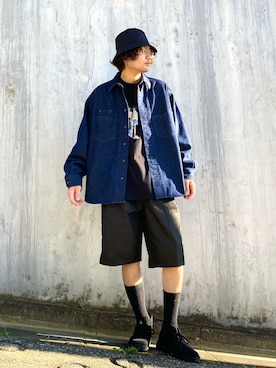 「Wrangler（ラングラー）のアイテム（ジャケット/アウター）」を使った、新村優樹さん（メンズ・177cm）の秋コーディネート