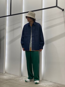 「Wrangler（ラングラー）のアイテム（ジャケット/アウター）」を使った、新村優樹さん（メンズ・177cm）の秋コーディネート