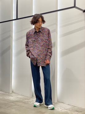 「DAIRIKU（ダイリク）のアイテム（パンツ）」を使った、新村優樹さん（メンズ・177cm）の夏コーディネート