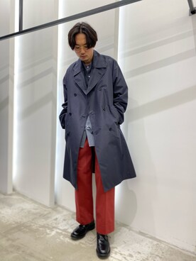 「URBAN RESEARCH（アーバンリサーチ）のアイテム（トレンチコート）」を使った、新村優樹さん（メンズ・177cm）の冬コーディネート