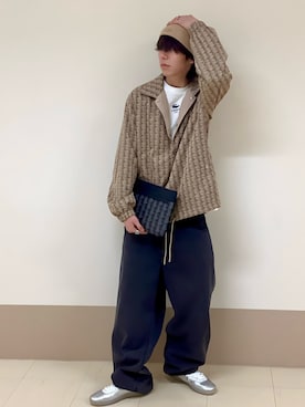 「アイテム（クラッチバッグ）」を使った、Suzukiさん（メンズ・175cm）の秋コーディネート