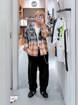 「アイテム（チャーム）」を使った、あおいさん（メンズ・164cm）の秋コーディネート