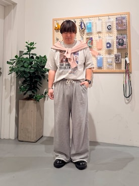 「BAYFLOW（ベイフロー）のアイテム（トップス）」を使った、あおいさん（メンズ・164cm）の春コーディネート