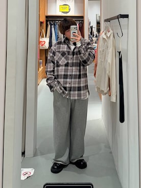 「BAYFLOW（ベイフロー）のヴィンテージライクアソートチェックシャツ（シャツ/ブラウス、ブラック系）」を使った、あおいさん（メンズ・164cm）の春コーディネート