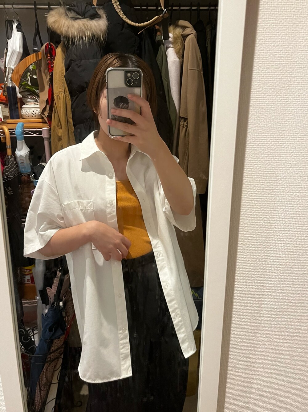 「WEGOのWEGO/カラーセンタープレスパンツ（スラックス、ブラック系）」を使った、haru さん（レディース・155cm）の秋コーディネートの1枚目の写真