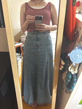 「GU（ジーユー）のアイテム（デニムスカート、ブルー系）」を使った、はむさん（レディース・151cm）の夏コーディネート