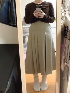 「GU（ジーユー）のアイテム（スカート）」を使った、はむさん（レディース・151cm）の秋コーディネート