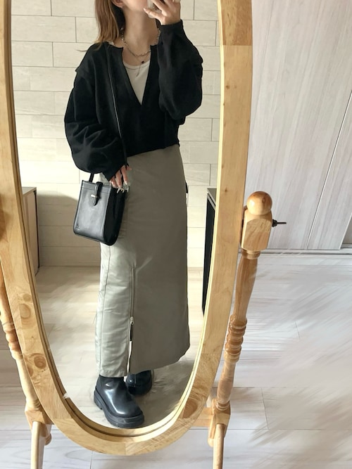 GUCCI - 新品 タグ付き GUCCI フラワー シルクスカートの通販 by