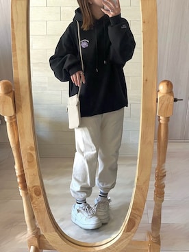 「スウエットパンツ」｜「アイテム（スウェットパンツ）」を使った、harumaki3005mさん（レディース・157cm）の春コーディネート