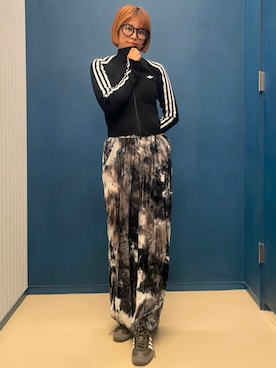 At さんのコーディネート