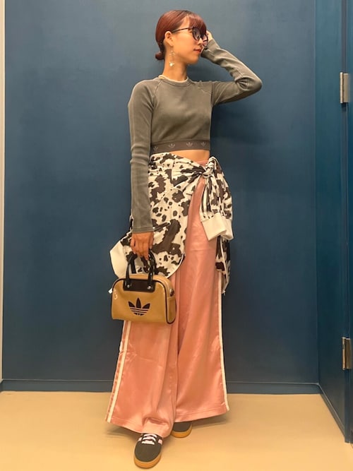 サテン ワイドレッグパンツ ラッフル スリーストライプス WIDE