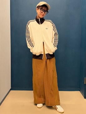 At さんのコーディネート