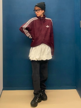 「アイテム（ジャージ）」を使った、At さん（レディース・157cm）の冬コーディネート