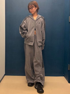 At さんのコーディネート