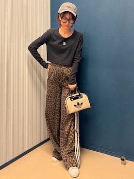 「adidas（アディダス）のアイテム（帽子）」を使った、At さん（レディース・157cm）の春コーディネート