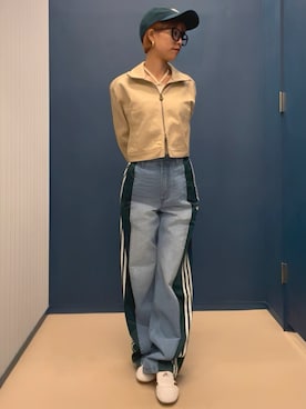 「アイテム（ナイロンジャケット）」を使った、At さん（レディース・157cm）の秋コーディネート