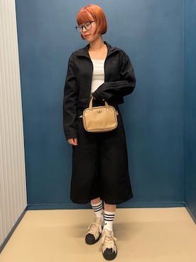 「アイテム（ナイロンジャケット）」を使った、At さん（レディース・157cm）の夏コーディネート