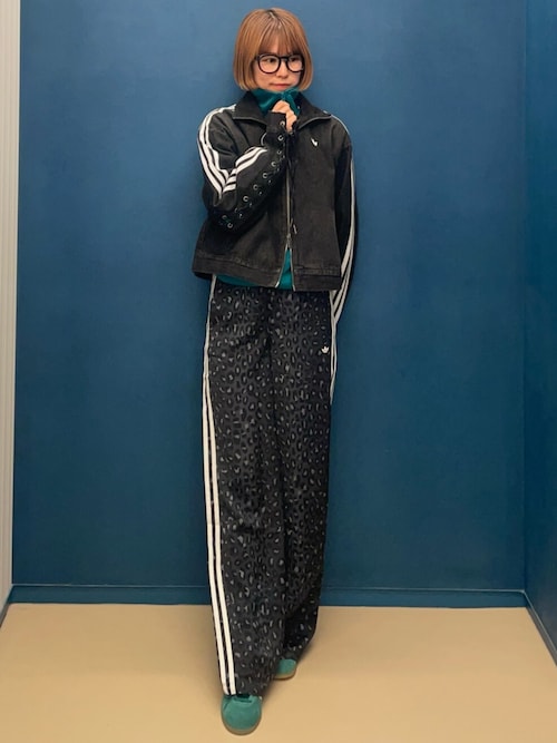 adidas Originalsワイドレッグ・サテン・パンツ / アディダス