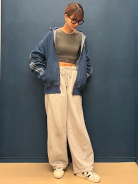 At さんのコーディネート