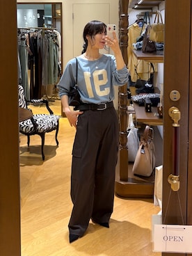 「アイテム（カーゴパンツ）」を使った、ayumon0730さん（レディース・162cm）の秋コーディネート