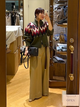 「アイテム（チノパンツ）」を使った、ayumon0730さん（レディース・162cm）の秋コーディネート