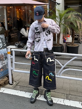 「EVISU（エヴィス）のアイテム」を使った、kz._.03さん（メンズ・172cm）の春コーディネート