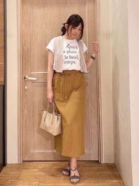 「SHOO・LA・RUE（シューラルー）の【S-LL/ひんやり/UV】手の甲まで隠れる トッパーカーディガン（カーディガン/ボレロ、ベージュ系）」を使った、miiさん（レディース・164cm）の夏コーディネート