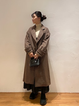 「FREE'S MART（フリーズマート）のアイテム（チェスターコート）」を使った、akaneさん（レディース・164cm）の秋コーディネート