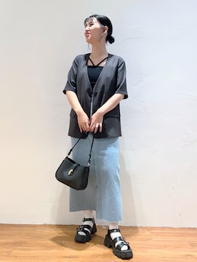 「FREE'S MART（フリーズマート）のアイテム（ノーカラージャケット）」を使った、akaneさん（レディース・164cm）の夏コーディネート