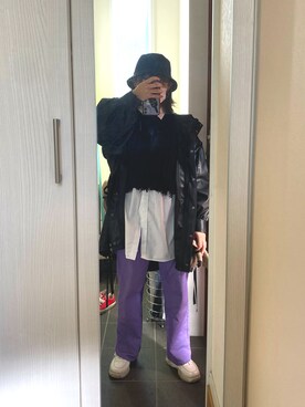 「パープル×黒」｜「アイテム（その他アウター）」を使った、ahahaさん（レディース・155cm）の冬コーディネート