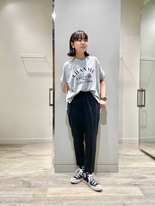 アバハウス 三井アウトレットパーク 幕張店(MEN'S)namikiayaさんのTシャツ/カットソー「ワイドロゴT/半袖/夏服/Tシャツ(abahouse mavie|アバハウスマヴィ)」を使ったコーディネート