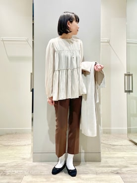「ブラウンパンツ」｜「アイテム（バレエシューズ）」を使った、namikiayaさん（レディース・161cm）の冬コーディネート