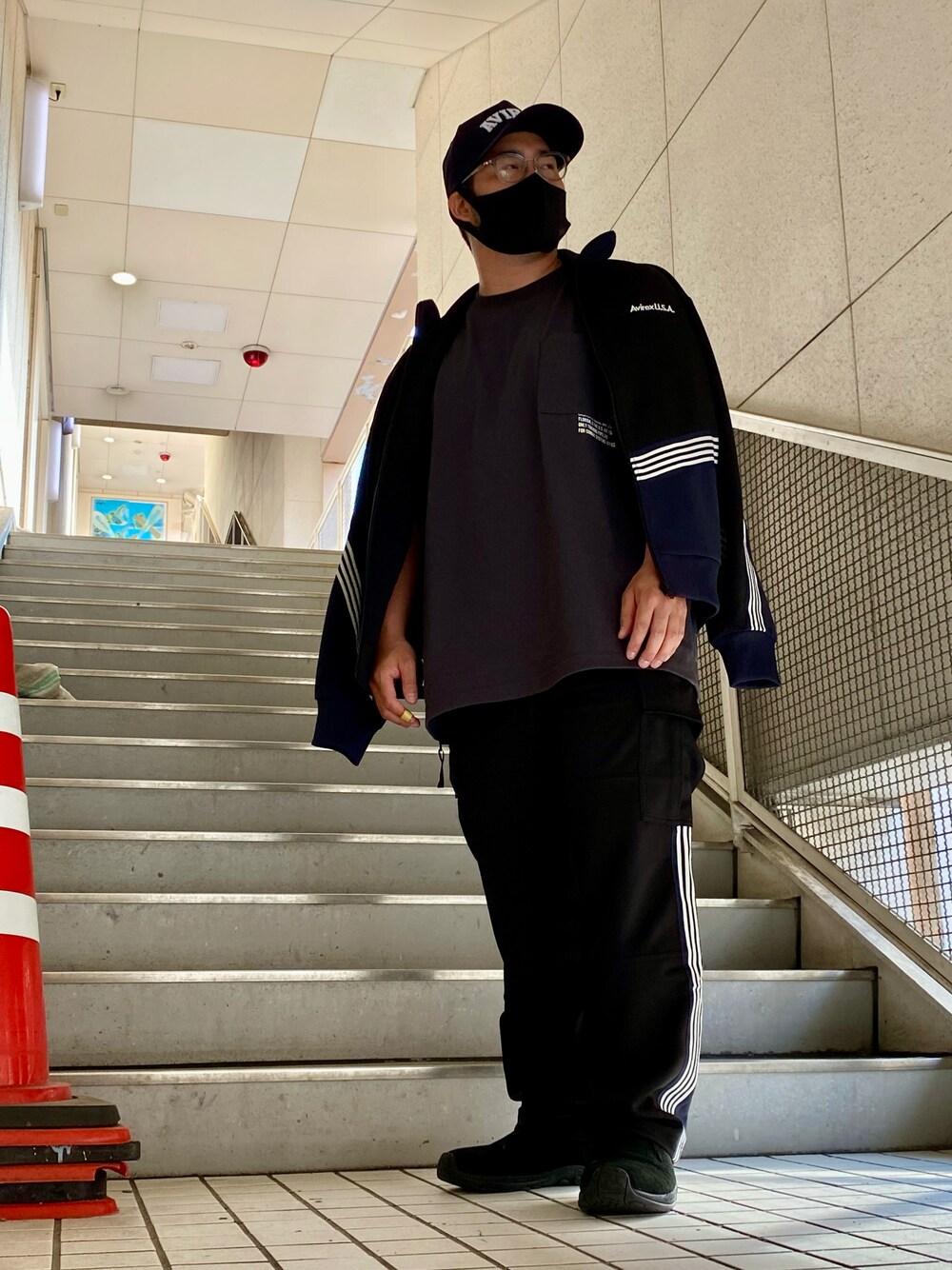 「AVIREX、AVIREXBelle、ootd、ファッションの力を信じよう、AVIREX新潟店、スポーツミックス、アツいコーデ全部見せ、メンズコーデ、ラフコーデ、お出かけコーデ」｜「AVIREXの《CROSSOVER》MA-1 / MA-1 クロスオーバー / AVIREX / アヴィレックス（MA-1、ブラック系）」を使った、kikuさん（メンズ・160cm）の夏コーディネートの1枚目の写真