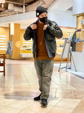 「AVIREX（アヴィレックス）のアイテム（スリッポン）」を使った、kikuさん（メンズ・160cm）の秋コーディネート