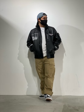 「AVIREX（アヴィレックス）のアイテム（ブルゾン）」を使った、kikuさん（メンズ・160cm）の秋コーディネート