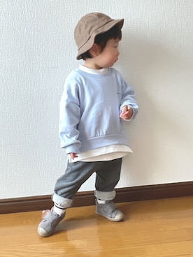 「petit main（プティマイン）のアイテム（スウェット）」を使った、Haakunさん（キッズ・80cm）の春コーディネート