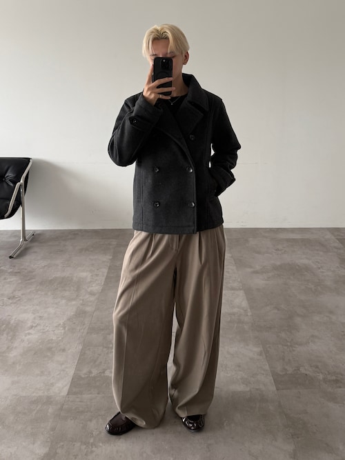「Adoon plain(アドーンプレーン)のHigh Density Gabardine 2-Tuck Wide Slacks / 高密度ギャバジン2タックワイドスラックス(スラックス)」を使った、hikaruさん(メンズ・173cm)の秋コーディネート