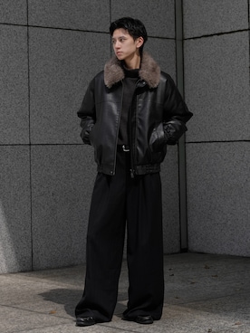 「アイテム（スラックス）」を使った、hikaruさん（メンズ・173cm・20代）の秋コーディネート