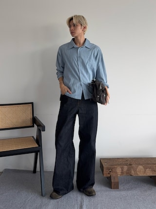 「Adoon plain(アドーンプレーン)のSLIM FIT CURVED RIGIT DENIM / スリムフィットカーブデザインリジットデニム(デニムパンツ)」を使った、hikaruさん(メンズ・173cm)の秋コーディネート