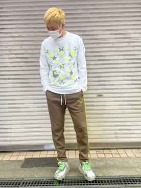 「e JEANS（イージーンズ）のアイテム」を使った、kaiseiさん（メンズ・172cm）の春コーディネート