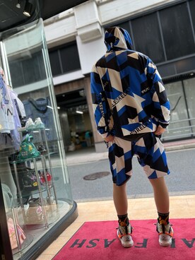 「1piu1uguale3 RELAX（ウノピュウノウグァーレトレリラックス）のアイテム（パンツ）」を使った、kaiseiさん（メンズ・172cm）の春コーディネート