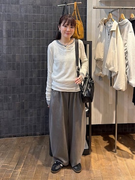 「JEANASIS（ジーナシス）のセミシアーリブヘンリー LS/326122（Tシャツ/カットソー、ホワイト系）」を使った、えび（JEANASIS）さん（レディース・164cm）の春コーディネート