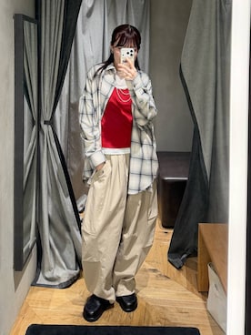 「JEANASIS（ジーナシス）のアソートチェックシャツLS/157636（シャツ/ブラウス、ホワイト系）」を使った、えび（JEANASIS）さん（レディース・164cm）の春コーディネート