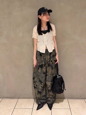 「JEANASIS（ジーナシス）のチェーンハンドルキンチャクBAG/1023355（ショルダーバッグ、ブラック系）」を使った、えび（JEANASIS）さん（レディース・164cm）の夏コーディネート