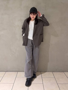 「JEANASIS（ジーナシス）のセミシアーリブヘンリー LS/326122（Tシャツ/カットソー、ホワイト系）」を使った、えび（JEANASIS）さん（レディース・164cm）の春コーディネート