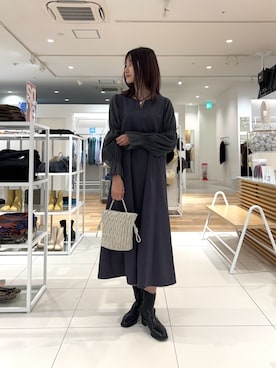 「RODE SKO」｜「アイテム（ワンピース）」を使った、rinaさん（レディース・168cm）の冬コーディネート