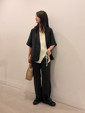「SENSE OF PLACE by URBAN RESEARCH(センスオブプレイスバイアーバンリサーチ)の『一部WEB限定』『UR TECH DRYLUXE』リネンライクワイドパンツ(その他パンツ、グレー系)」を使った、rinaさん(レディース・168cm)の春コーディネート